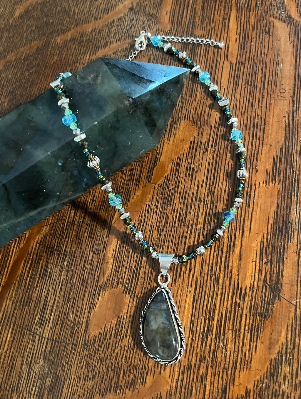 Genuine Labradorite Pendant Choker Necklace